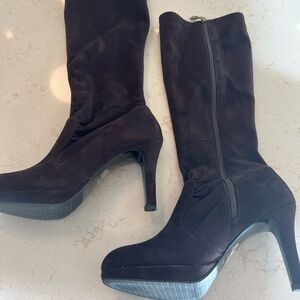 Brown suede platform boot